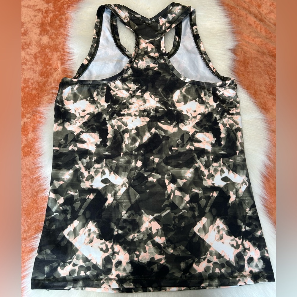 DSG ⚜️ Racerback Multi-Print Design Tank - Picture 2 of 7